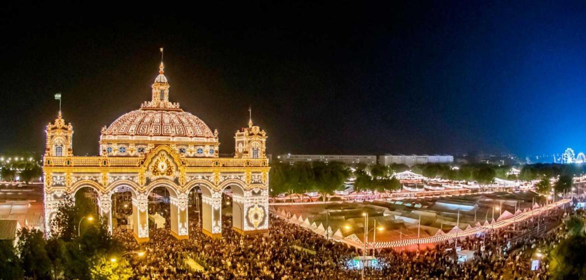 Apartamento La Feria Apartment Seville Ngoại thất bức ảnh