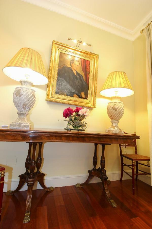 Apartamento La Feria Apartment Seville Ngoại thất bức ảnh