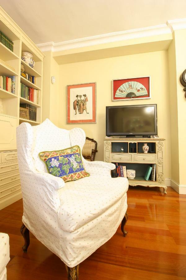 Apartamento La Feria Apartment Seville Ngoại thất bức ảnh