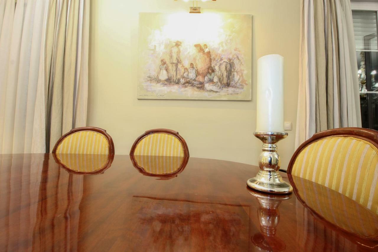 Apartamento La Feria Apartment Seville Ngoại thất bức ảnh